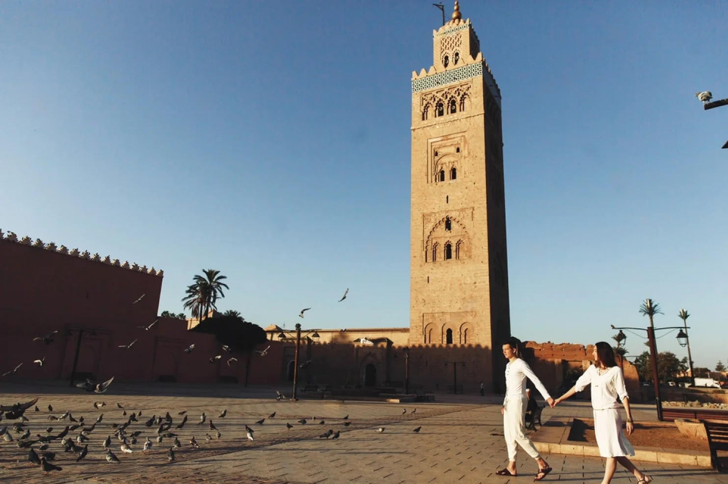 Best-Fes-to-Marrakech-Luxury-Desert-Tours.webp