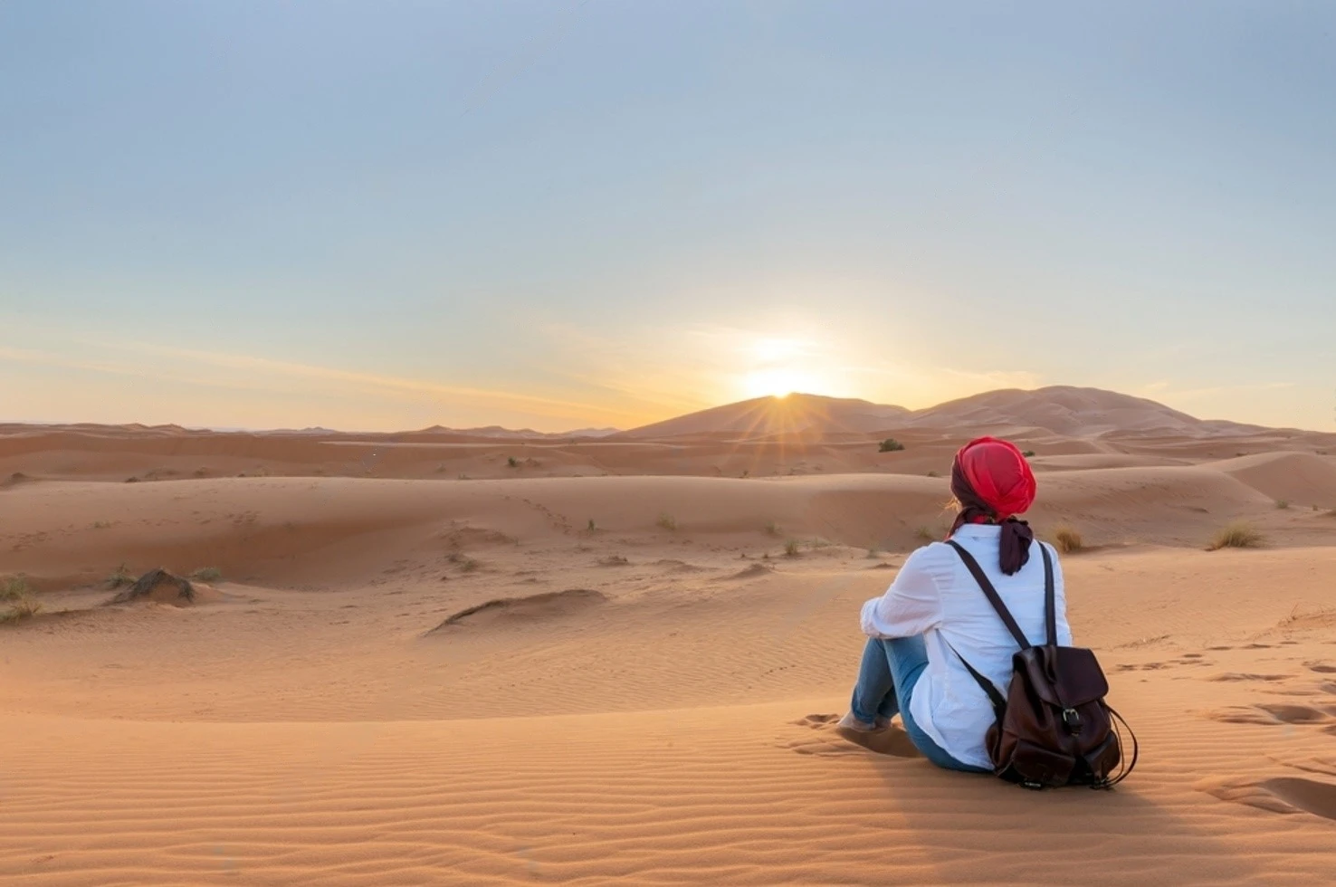 How-to-Visit-the-Sahara-Desert-in-Morocco-Erg-Chebbi.webp