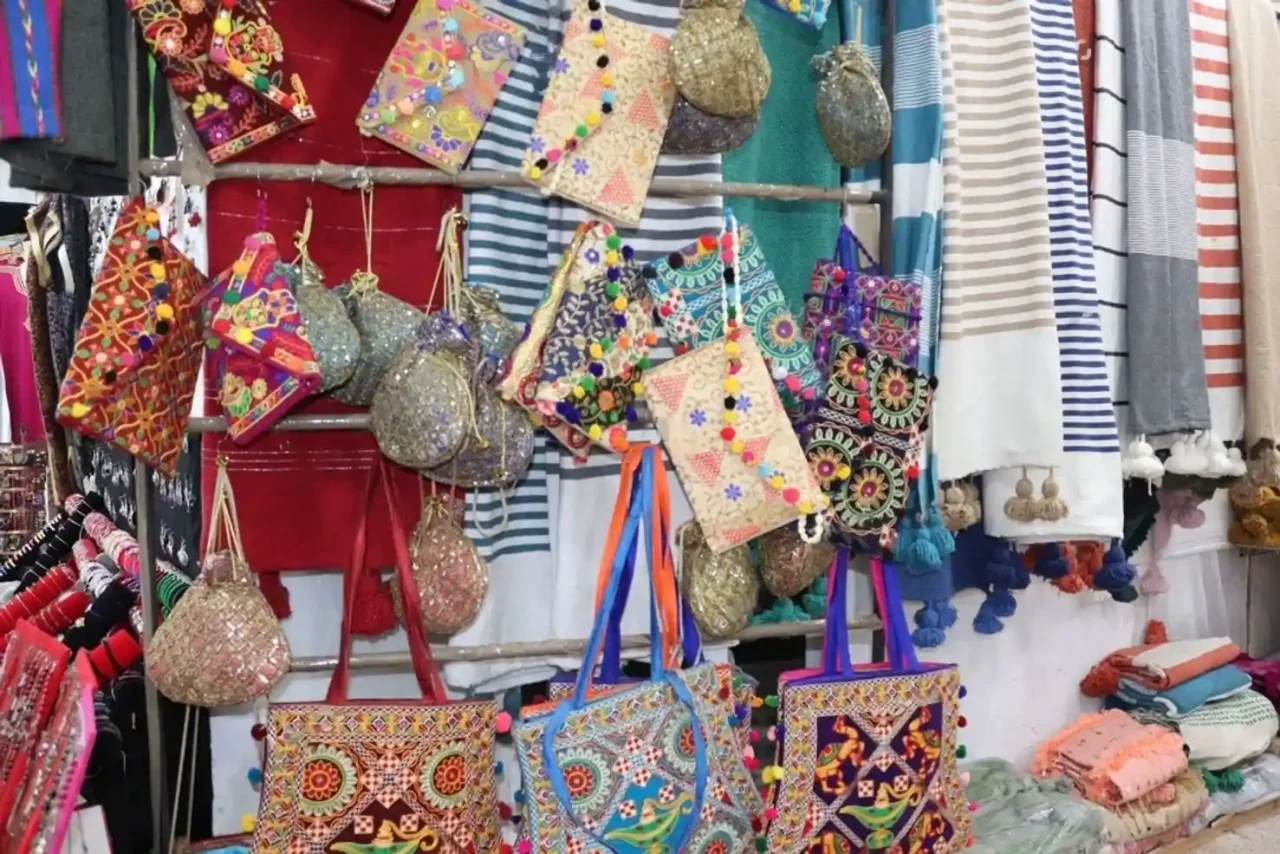 marrakech-colourful-souks-Best-Luxury-Family-Holidays-all-Inclusive.webp